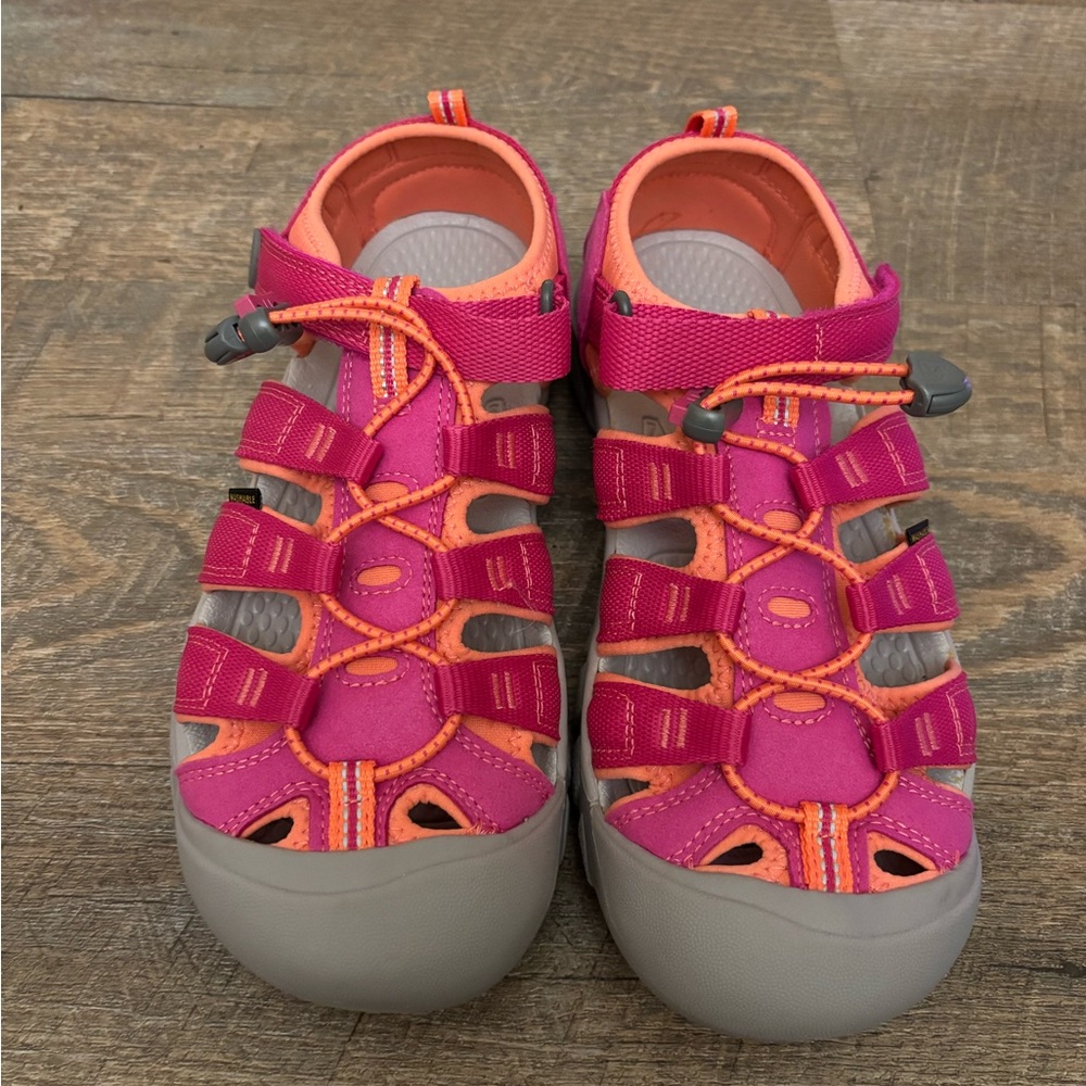 NWOT Keen Sandals in Pink and Orange - Picture 2 of 3